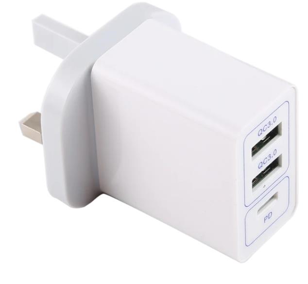 30W Output USB-PD + Dual QC3.0 USB Ports Travel Fast Charger